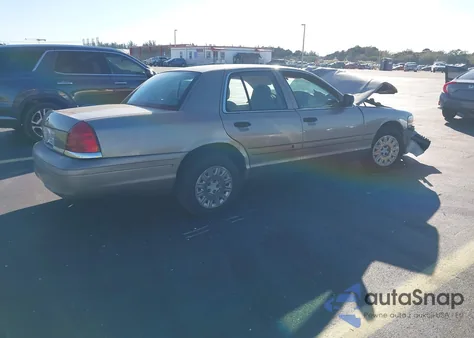 2004 Ford Crown Victoria Standard из США, поврежденный, VIN 2FAFP73WX4X152492